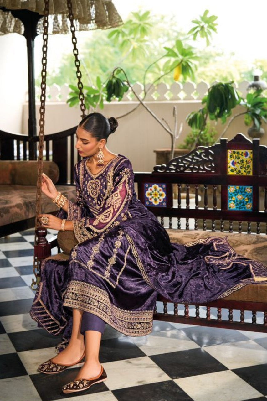 Samaira Suit Set