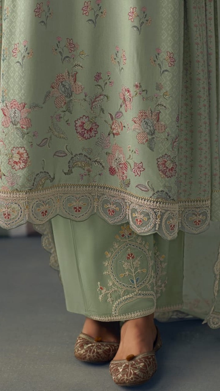 Dulleri Suit