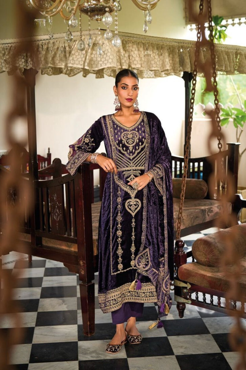 Samaira Suit Set