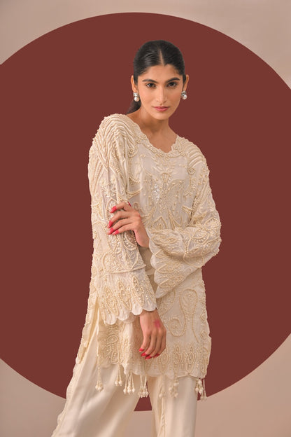 Ivory Pushp Suit