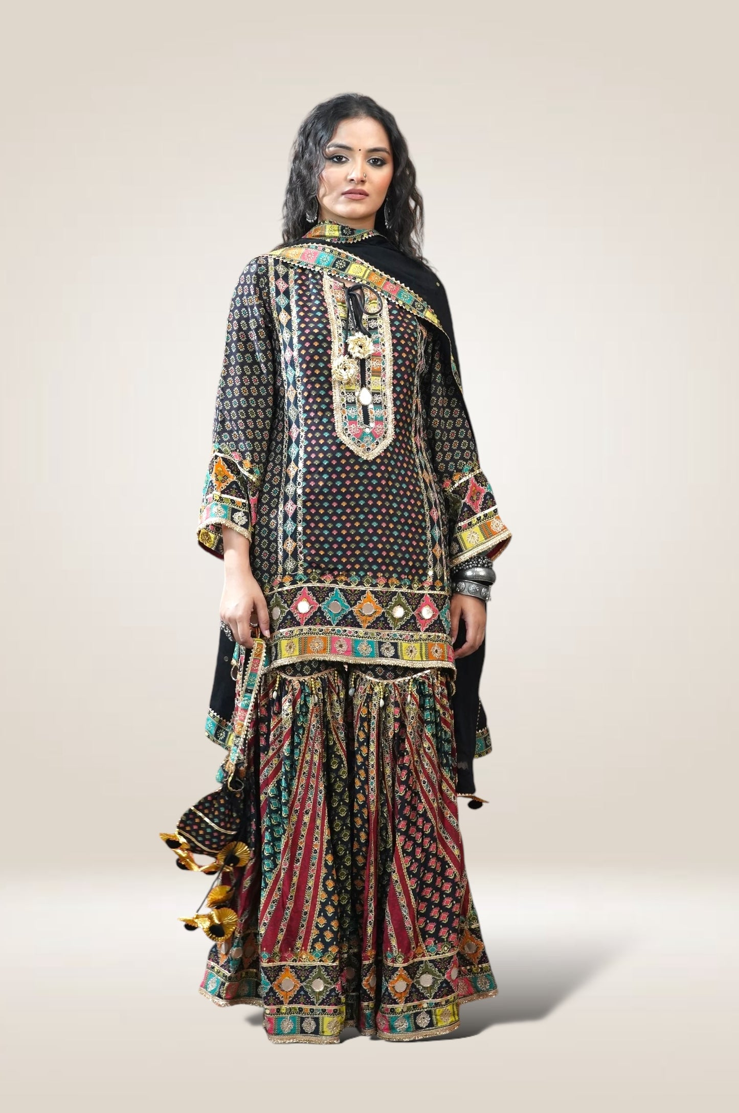 Gulzar Suit Set